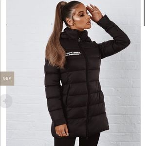 Sisters Seeker logo puffer jacket black medium